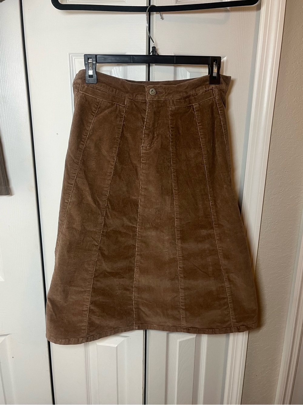 Vintage 90’s Pretty Girl brand women’s corduroy brown skirt size 11/12